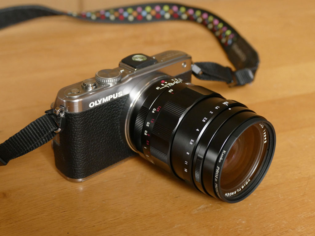 voigtlander NOKTON 25mm f0.95